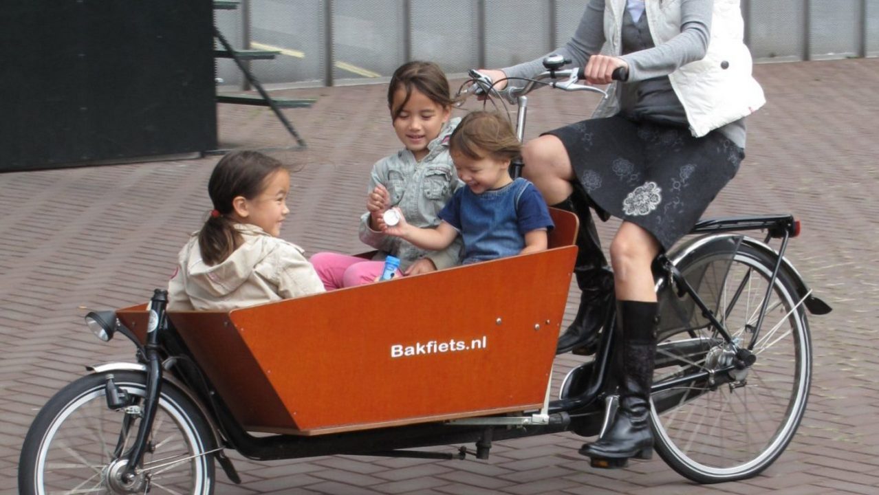 Transporter un enfant à vélo